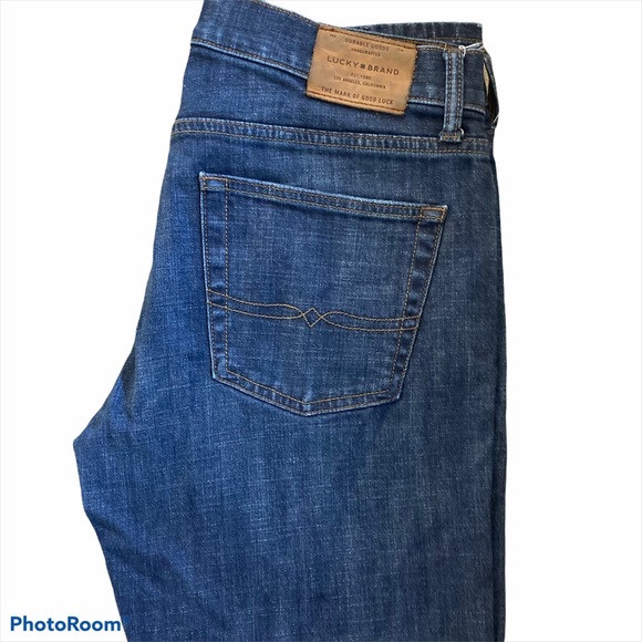 Lucky Brand 221 Straight Leg Jeans Dark Wash - Picture 3 of 3